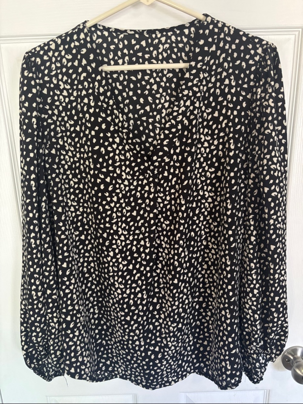 SHEIN Black and Cream animal print       V-Neck Long Sleeve Blouse